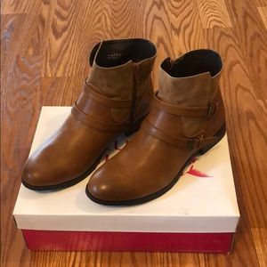 Chinese Laundry Fave Flat Booties